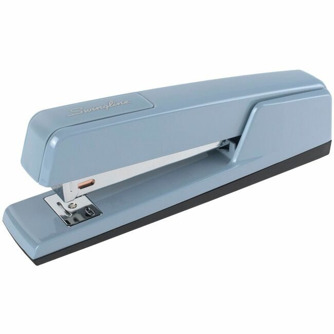 ACCO Brands Swingline Stapler Desk 747 Classic Be SWI74708
