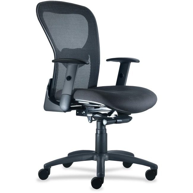 9to5 Seating Mb Synchro Blk Arm NTF1560Y2A8B116