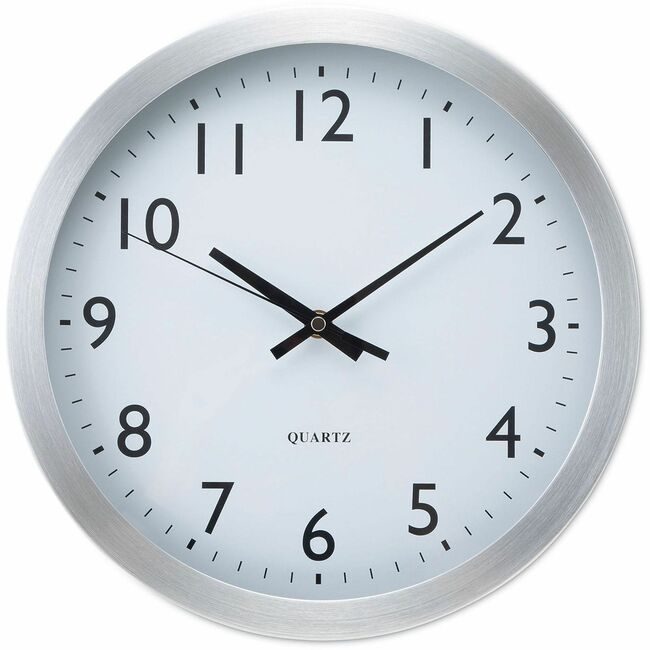 Universal Office Products Clock 12"SILENT SWEEP Al UNV10425